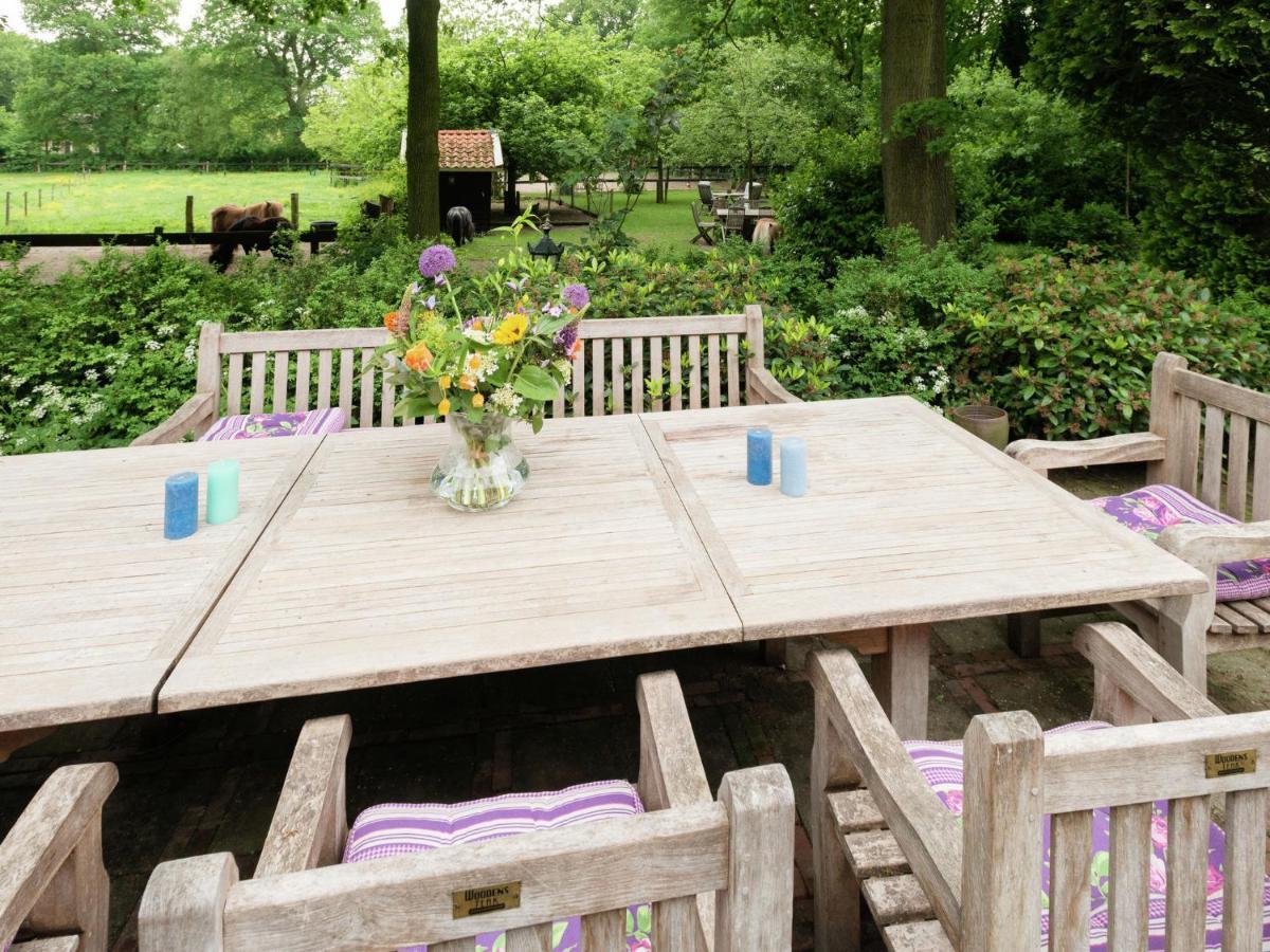 Quietly Located Farmhouse With Sauna And Hot Tub Balkbrug Exterior photo