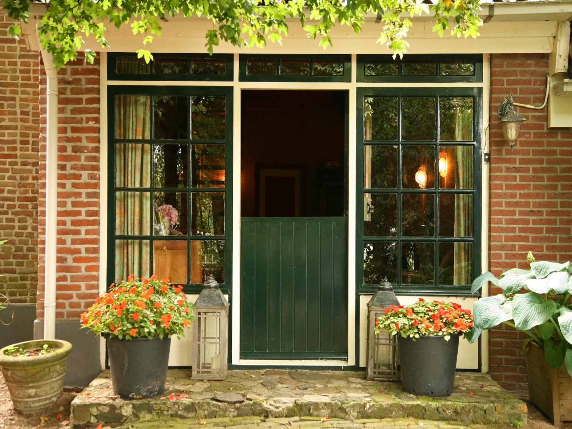 Quietly Located Farmhouse With Sauna And Hot Tub Balkbrug Exterior photo
